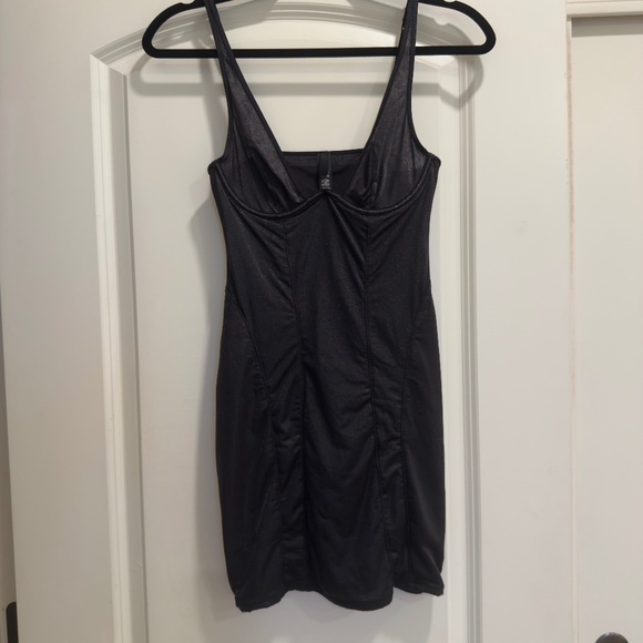 Skims Dress - Picture 1 of 4